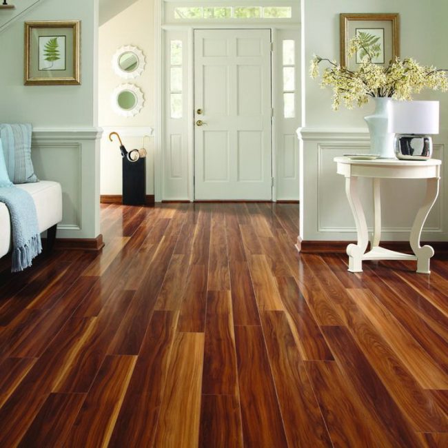 Colocar o laminado é bastante simples.