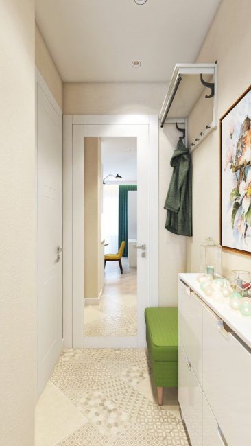Hall de entrada brilhante com detalhes brilhantes