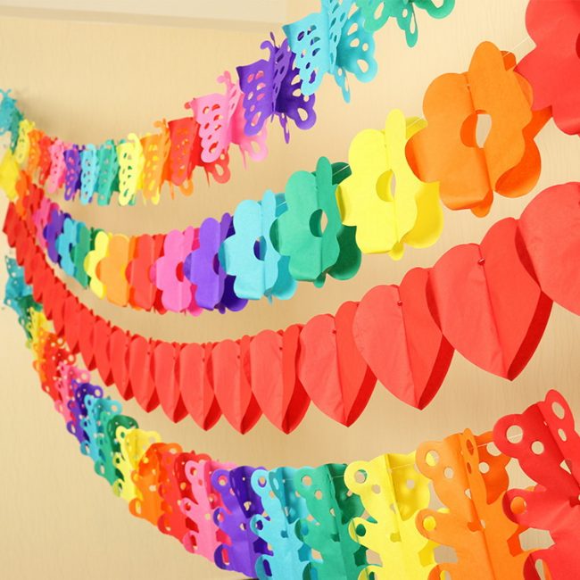 Decore o quarto do bebê com festões