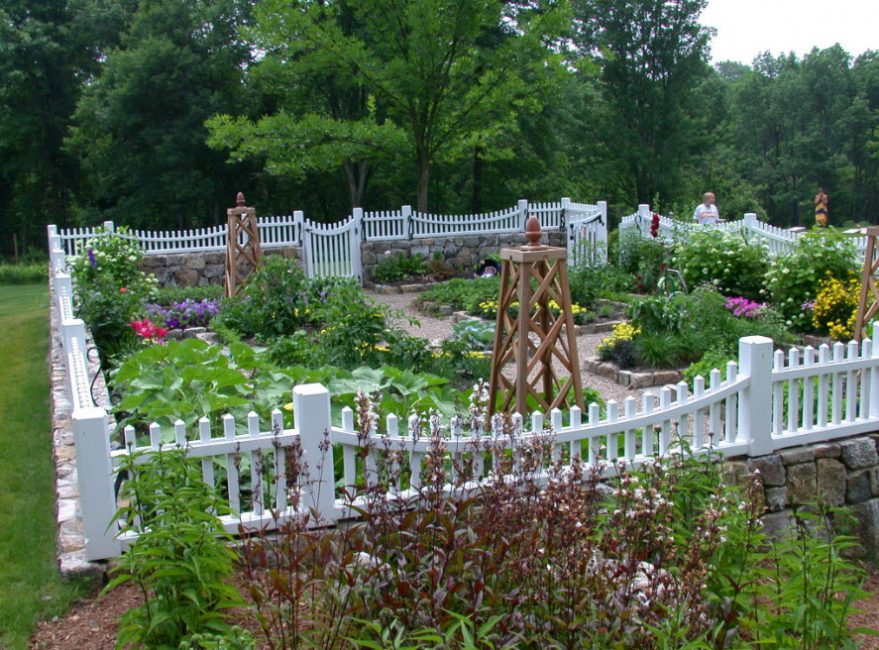 Os jardins do colono eram de importância prática.