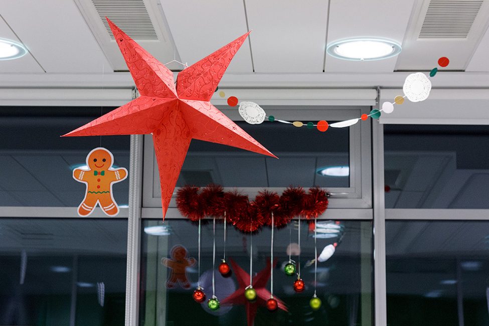 Decorações brilhantes e brilhantes