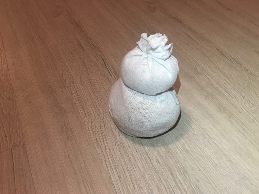 Nós formamos o corpo e a cabeça de um boneco de neve