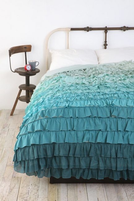 التأكيد على ميزة الغرفة - bedcover