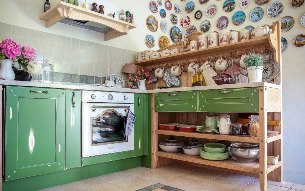 Prateleira para cozinha em estilo country