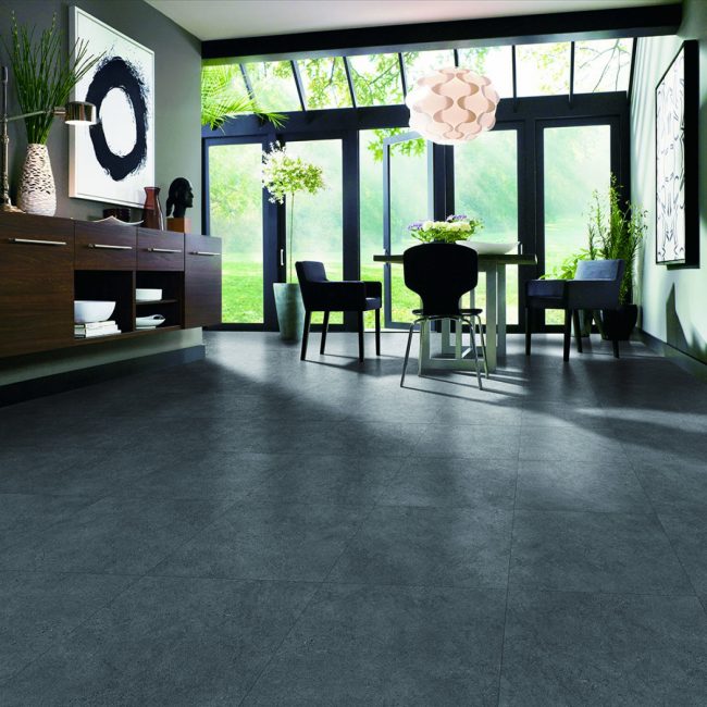 Design de interiores industrial com concreto