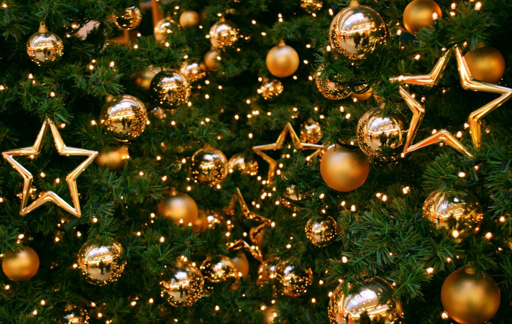 Brinquedos de decoração de ouro