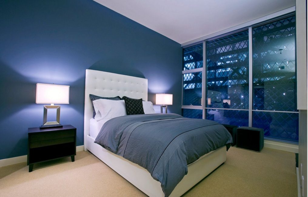 Cor azul no quarto para combinar com outras cores