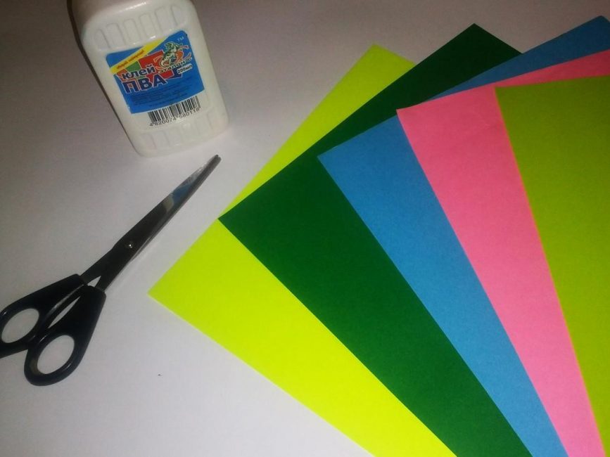 Papel colorido grosso