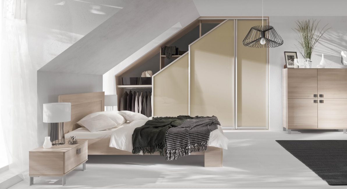 Quarto branco brilhante