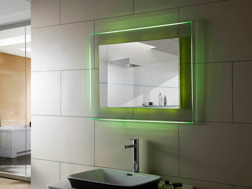 Luz verde matiz backlight é mais para decorar o quarto