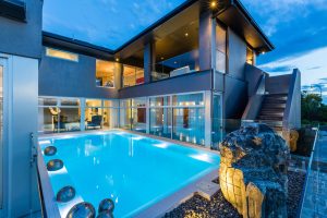 Como fazer uma piscina na casa de campo As mãos (mais de 165 fotos)? Frame, indoor, concrete - Qual é o melhor?