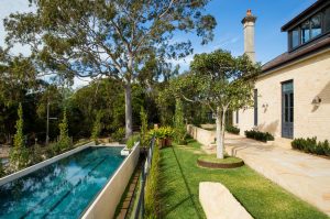 Como fazer uma piscina na casa de campo As mãos (mais de 165 fotos)? Frame, indoor, concrete - Qual é o melhor?