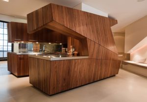 Como fazer uma cozinha de madeira As mãos (mais de 210 fotos): Escolhendo móveis para design elegante