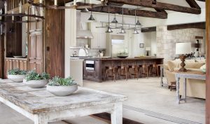 Estilo simples e multifacetado no interior de uma casa de campo. Mais de 200 fotos de design natural e simplicidade
