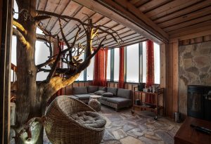 Estilo simples e multifacetado no interior de uma casa de campo. Mais de 200 fotos de design natural e simplicidade