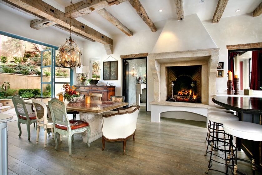 Estilo simples e multifacetado no interior de uma casa de campo. Mais de 200 fotos de design natural e simplicidade