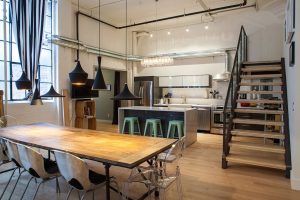Interior de apartamento em estilo loft: mais de 215 fotos de design com espaço ilimitado para auto-expressão