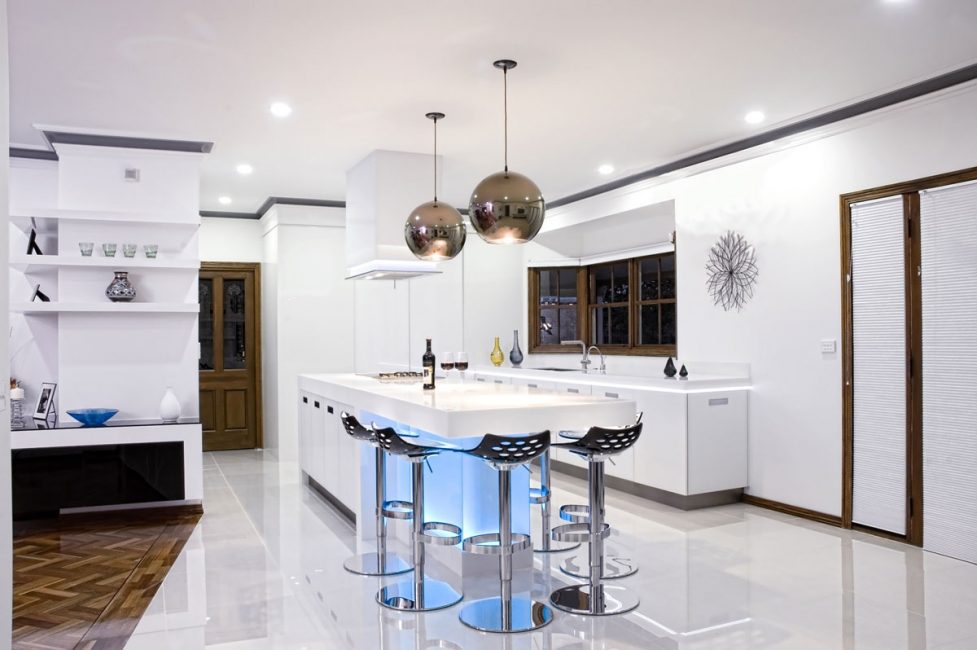 As luzes da cozinha ajudam a estabelecer as bases para uma cozedura confortável