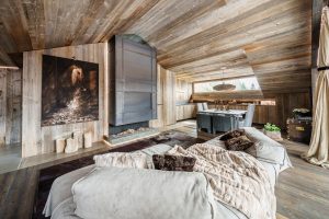O interior da casa no estilo de chalés: Como criar um conto alpino? Mais de 210 fotos de design de dentro e de fora