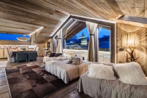 O interior da casa no estilo de chalés: Como criar um conto alpino? Mais de 210 fotos de design de dentro e de fora