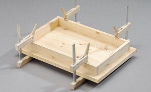 Mesa de café da manhã na cama faça você mesmo: modelos práticos para conforto