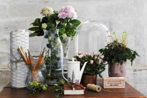 Flores no interior: 175+ (fotos) combinações bonitas (na sala de estar, quarto, na cozinha)