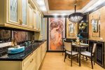 Como pendurar as fotos certas no interior da cozinha - 205+ (Foto) Idéias elegantes e bonitas