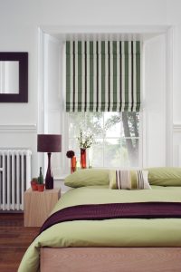 Cortinas romanas no interior (mais de 205 fotografias) - Decoração de janelas elegantes com as próprias mãos (instruções passo a passo)