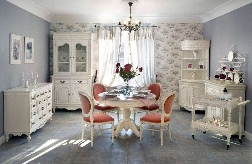 Modelo redondo em estilo provençal