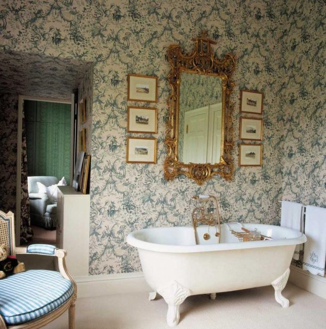 Casa de banho em estilo francês