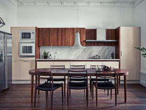 Mesa oval na cozinha - Versão universal para qualquer interior (mais de 210 fotos de modelos deslizantes, de vidro e de madeira)