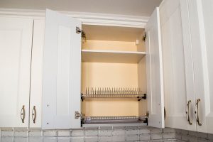 Secador de cozinha para pratos no armário (115 + fotos) - built-in, canto, aço inoxidável. Qual você escolhe?