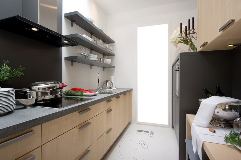 Como fazer uma cozinha estreita e longa: nuances e truques para um pequeno interior (mais de 175 fotos)