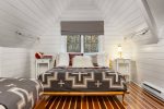 Idéias de design surpreendentes Quartos no sótão: 200 + (Foto) Interiores em estilo contemporâneo