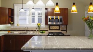 Countertop tiles - การออกแบบดั้งเดิมของพื้นผิวการทำงาน ตัวเลือก 195+ (ภาพถ่าย) สำหรับห้องครัวและห้องน้ำ