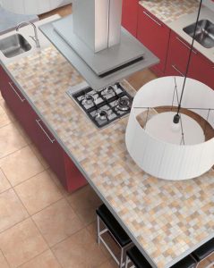Countertop tiles - การออกแบบดั้งเดิมของพื้นผิวการทำงาน ตัวเลือก 195+ (ภาพถ่าย) สำหรับห้องครัวและห้องน้ำ