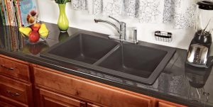 Countertop tiles - การออกแบบดั้งเดิมของพื้นผิวการทำงาน ตัวเลือก 195+ (ภาพถ่าย) สำหรับห้องครัวและห้องน้ำ