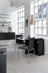 Wenge no interior: 160+ (foto) combinações de cores com mobiliário (design da sala de estar, quarto, corredor)