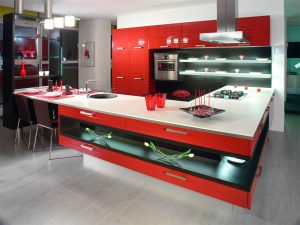 Decoração de interiores de uma grande cozinha moderna: 200 + (foto) idéias de design (cortinas, papel de parede, balcão de bar)