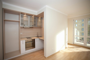 Interior da cozinha com um nicho: Nós decoramos o espaço da cozinha corretamente (na parede, sob a janela, no canto)