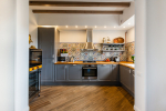 Tile Patchwork no interior da cozinha: motivos mediterrânicos saturados em sua casa (para um avental, no chão). 110+ (fotos) passo a passo para iniciantes
