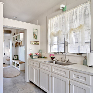 Shabby chic no interior: Como decorar um apartamento no estilo de shebbi-chic? 210+ (foto) para quarto, cozinha, sala de estar