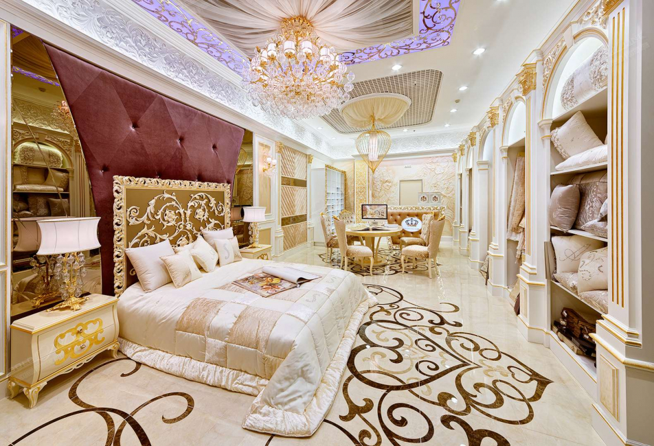 Estuque no quarto com uma pitada de ouro