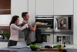 TV na cozinha - Prático, elegante, Original (135+ fotos). Melhores opções de hospedagem
