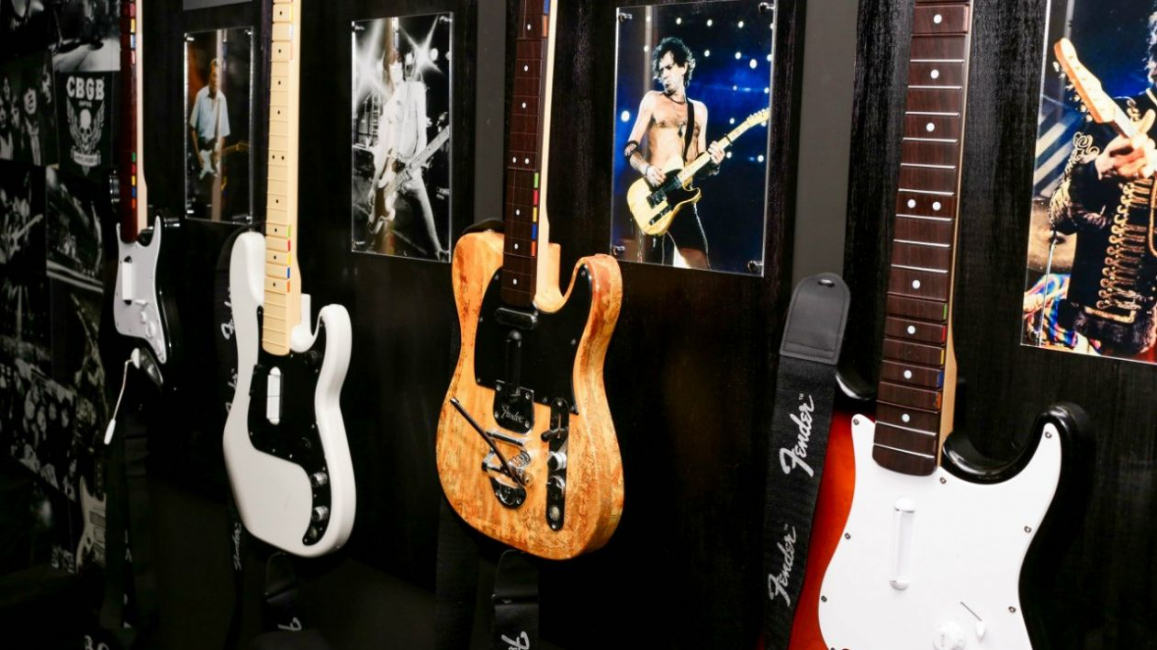 O tema será decorado com guitarras