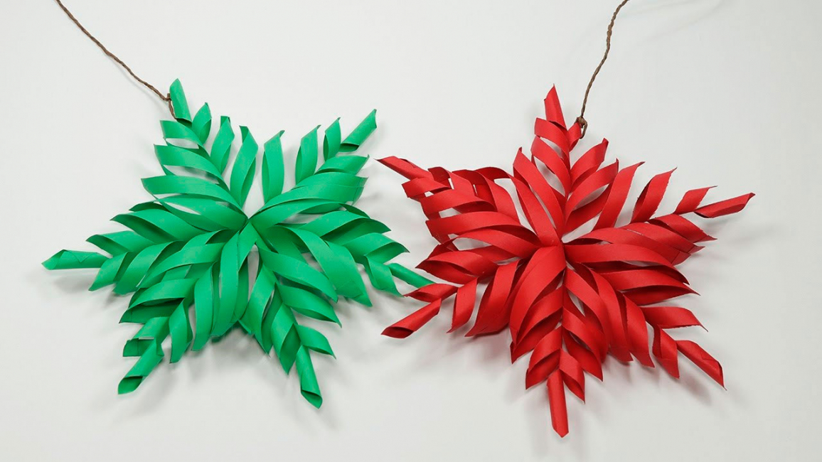 Flocos de neve de papel volumosos