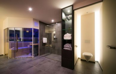 Banhos com uma mansarda para os amantes do bom descanso: 230+ (Foto) Projetos (de um bar, com terraço, com varanda)