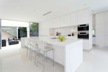 Azulejo branco - Criando um design espetacular. 300+ (foto) Acabamentos interiores