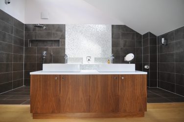 Azulejo branco - Criando um design espetacular. 300+ (foto) Acabamentos interiores