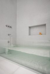 Azulejo branco - Criando um design espetacular. 300+ (foto) Acabamentos interiores